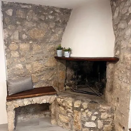 Casa Rosella Sul Lago شقة